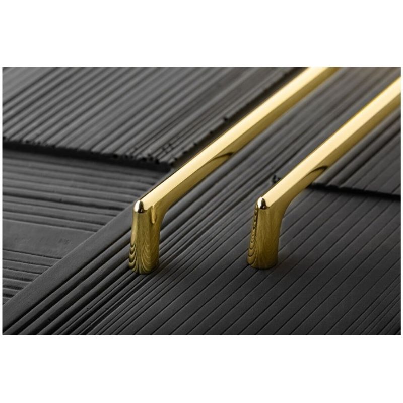 Casa si Gradina - Mobilier - Feronerie si accesorii mobila - Maner mobilier Alpay auriu , lungimea intre gauri 160 mm , lungimea totala 171 mm - Infinity.ro