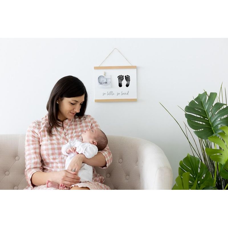 Casa si Gradina - Decoratiuni - Obiecte decorative - Decoratiuni camera copilului - Tablou cu fotografie si amprente ale bebelusului - Pearhead - Infinity.ro