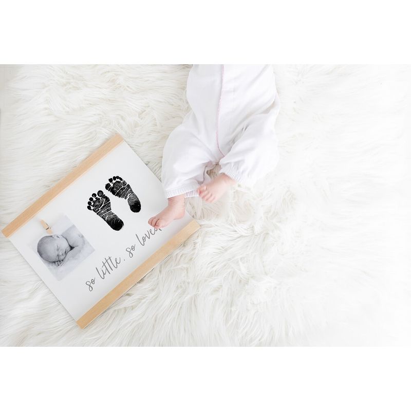 Casa si Gradina - Decoratiuni - Obiecte decorative - Decoratiuni camera copilului - Tablou cu fotografie si amprente ale bebelusului - Pearhead - Infinity.ro