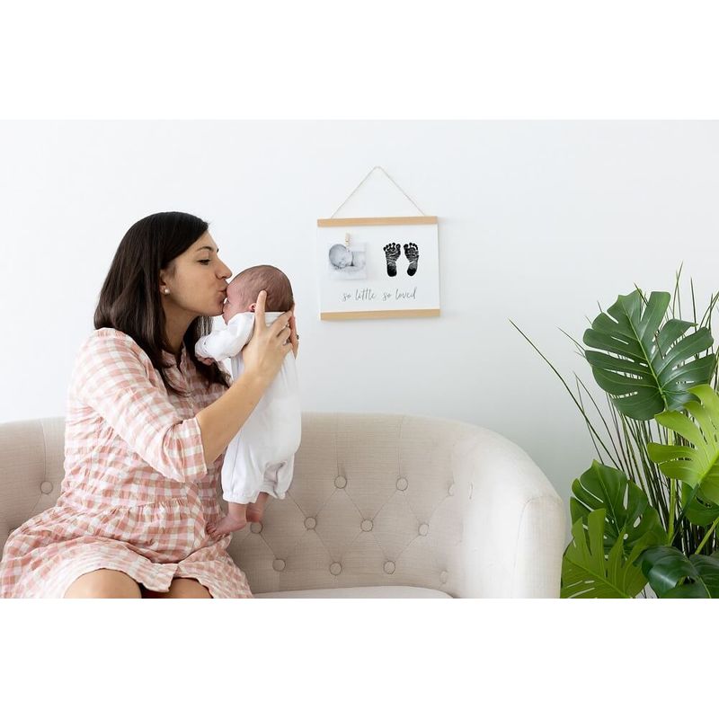 Casa si Gradina - Decoratiuni - Obiecte decorative - Decoratiuni camera copilului - Tablou cu fotografie si amprente ale bebelusului - Pearhead - Infinity.ro