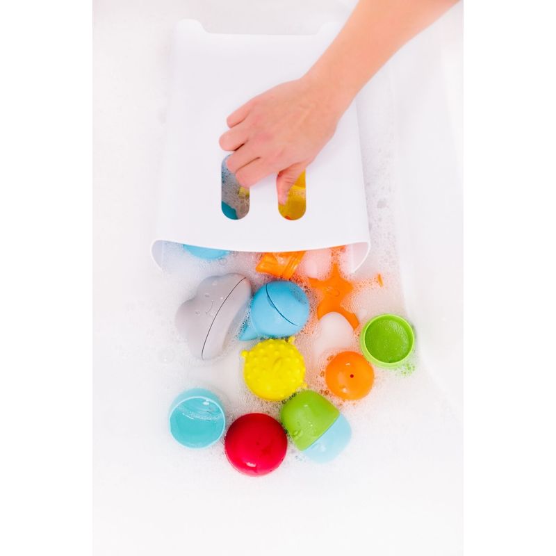 Jucarii, Copii si Bebe - Jucarii si jocuri - Jucarii bebelusi - Jucarii de baie - Set cadou jucarii de baie si cosulet Ubbi - Infinity.ro