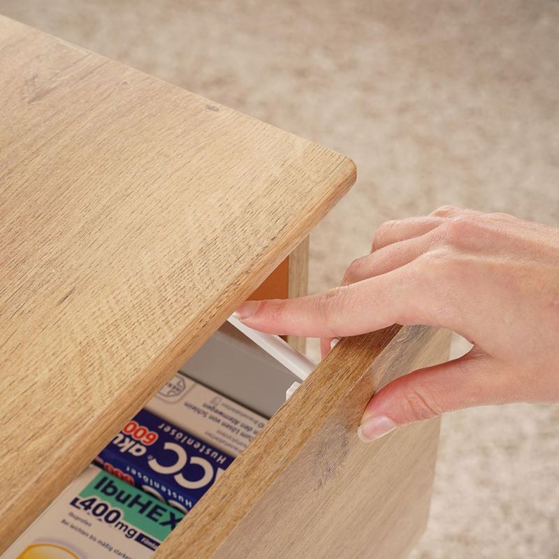 Casa si Gradina - Mobilier - Mobilier copii - Sisteme de siguranta - Pachet economic sigurante pentru sertare si usi de dulapuri, 8 bucati, albe, Reer 71070 - Infinity.ro