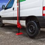 Casa si Gradina - Constructii - Depozitare, transport si protectie - Echipamente pentru transport si ridicat - Cric mecanic tip off-road Dema 24424, 13-134 cm, 2 tone - Infinity.ro