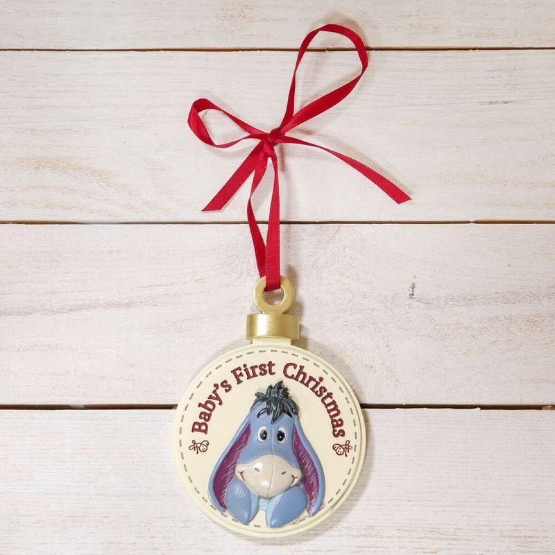 Casa si Gradina - Decoratiuni - Decoratiuni de sezon - Disney Magical Beginnings - Placuta pentru primul Craciun Eeyore - Infinity.ro