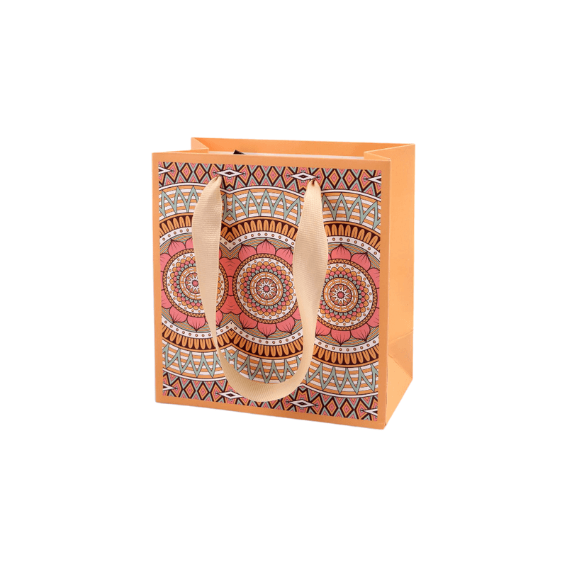 Market - Cadouri - Pungi cadou si accesorii - Punga cadou de hartie Crisalida, 14 x 15 x 7 cm, Mandale corai deschis - Infinity.ro