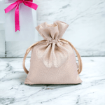 Market - Cadouri - Pungi cadou si accesorii - Saculet satinat cu lurex pentru cadouri Crisalida, 10 x 13 cm, Bej auriu - Infinity.ro