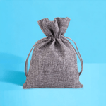 Market - Cadouri - Pungi cadou si accesorii - Saculet decorativ rustic imitatie iuta Crisalida, 13 x 18 cm, Gri - Infinity.ro