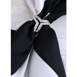 Fashion, accesorii si bijuterii - Femei - Bijuterii femei - Inele femei - Inel pentru esarfa cu strasuri Kyrra, 2,6 x 2,2 cm, Crystal - Infinity.ro