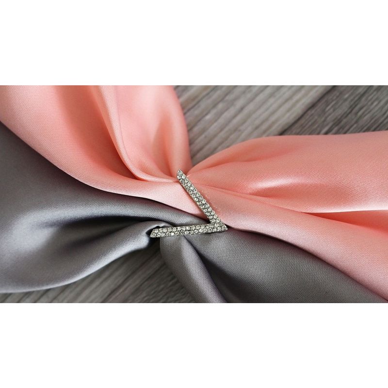 Fashion, accesorii si bijuterii - Femei - Bijuterii femei - Inele femei - Inel pentru esarfa cu strasuri Kyrra, 2,3 x 2,5 x 2,2 cm, Argintiu - Infinity.ro