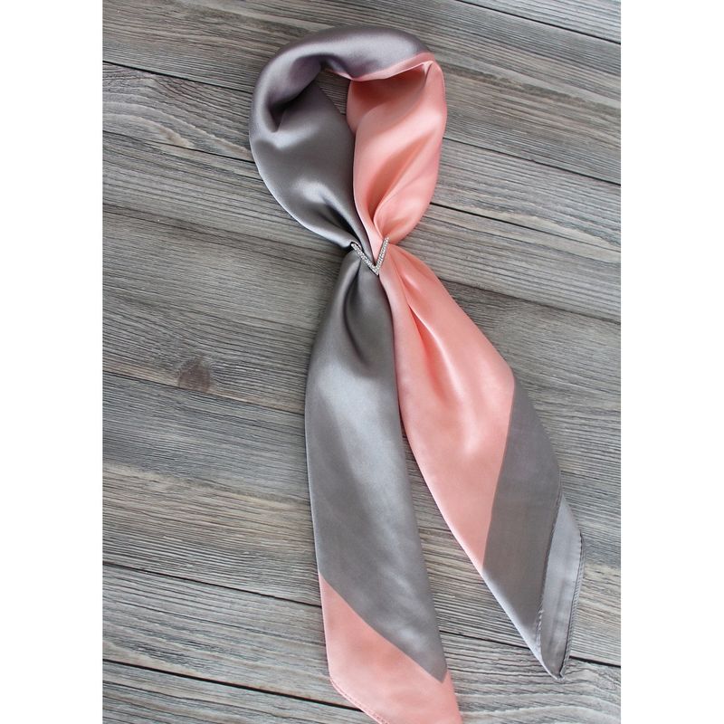 Fashion, accesorii si bijuterii - Femei - Bijuterii femei - Inele femei - Inel pentru esarfa cu strasuri Kyrra, 2,3 x 2,5 x 2,2 cm, Argintiu - Infinity.ro