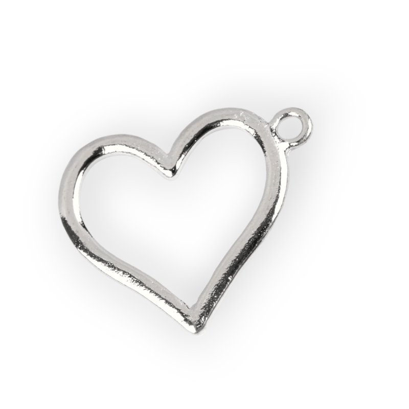 Fashion, accesorii si bijuterii - Barbati - Bijuterii barbati - Lanturi si pandantive barbati - Pandantiv decorativ metalic inima 21 x 25 mm, Argintiu - Infinity.ro