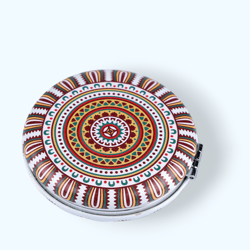 Ingrijire personala si Cosmetice - Machiaj - Oglinzi cosmetice - Oglinda poseta dubla din piele ecologica, Mandala 7 cm, Galben - Infinity.ro