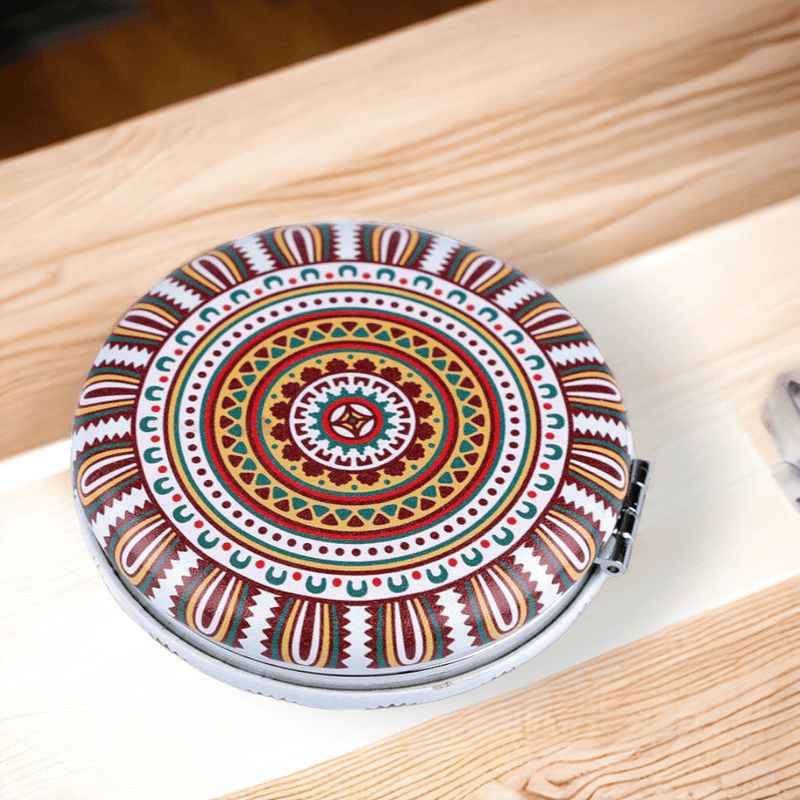 Ingrijire personala si Cosmetice - Machiaj - Oglinzi cosmetice - Oglinda poseta dubla din piele ecologica, Mandala 7 cm, Galben - Infinity.ro