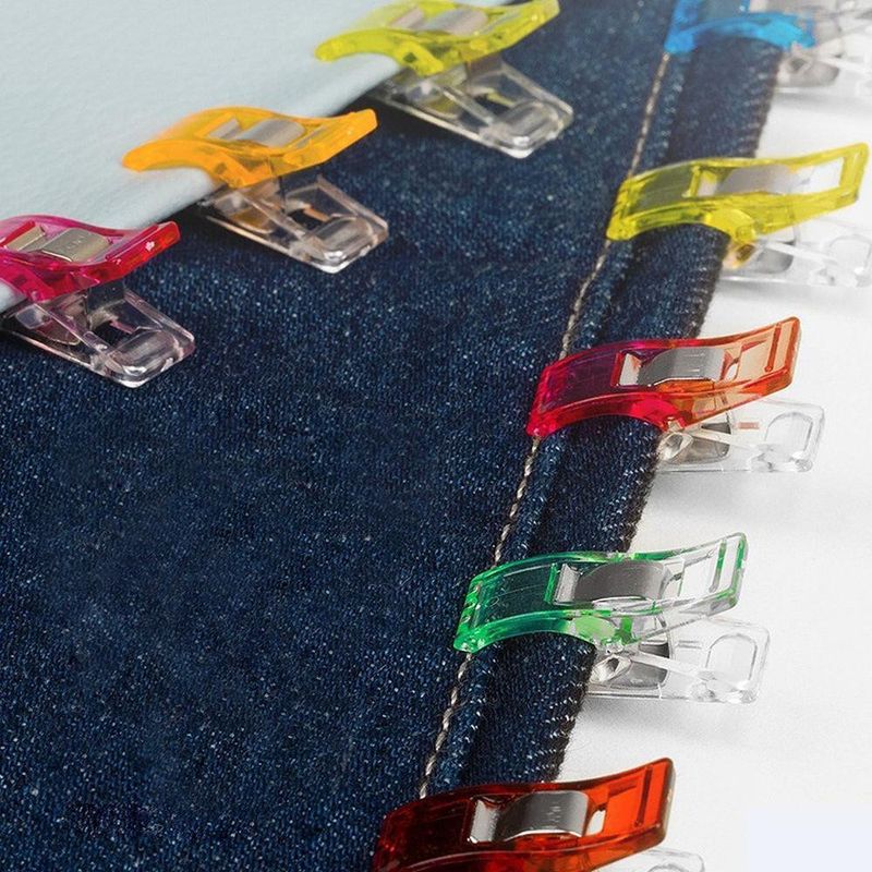 Casa si Gradina - Decoratiuni - DIY - Articole mercerie - Set 10 clipsuri fixare materiale textile, 10x27 mm, multicolor - Infinity.ro