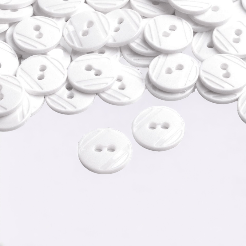 Casa si Gradina - Decoratiuni - DIY - Articole mercerie - Set 25 nasturi plastic cu 2 gauri, diametru 15.2 mm, marimea 24" Albi - Infinity.ro