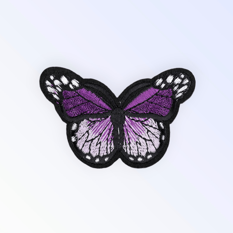 Casa si Gradina - Decoratiuni - DIY - Articole mercerie - Aplicatie termoadeziva brodata Kyrra 48 x 70 mm fluture Mov - Infinity.ro