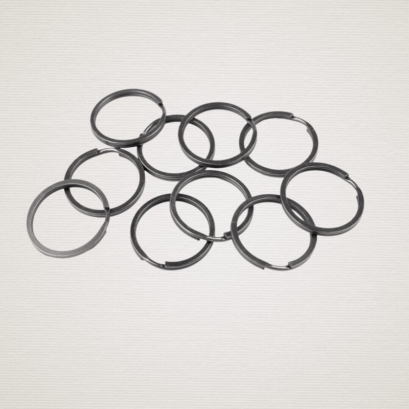Casa si Gradina - Decoratiuni - Obiecte decorative - Accesorii decorative - Set 10 inele metalice pentru chei, diametru 30 mm, Negru - Infinity.ro