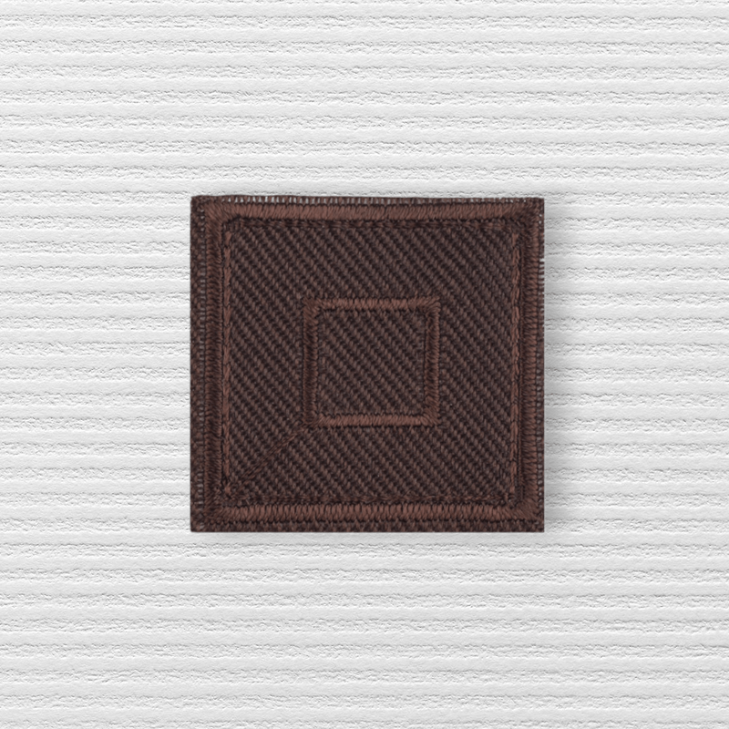 Casa si Gradina - Decoratiuni - DIY - Articole mercerie - Petic termoadeziv patrat Crisalida, 33 x 33 mm, Maro - Infinity.ro