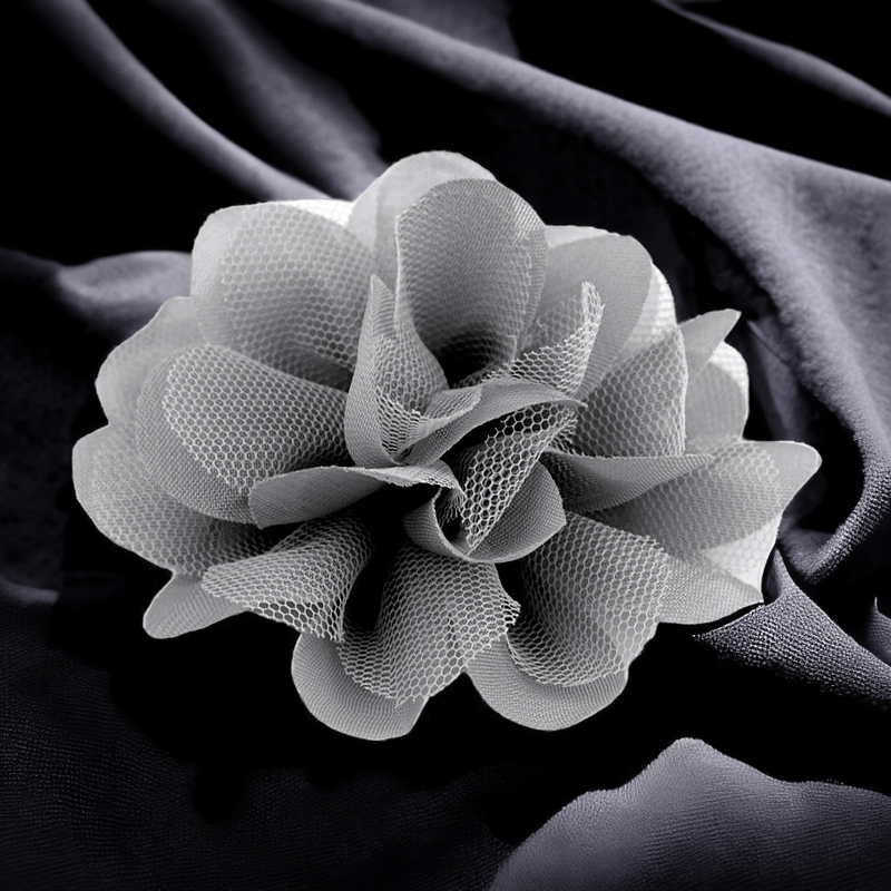 Casa si Gradina - Decoratiuni - DIY - Articole mercerie - Floare textila din sifon pentru haine, diametru 8 cm, Gri - Infinity.ro