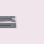 Casa si Gradina - Decoratiuni - DIY - Articole mercerie - Fermoar spiralat nedetasabil Crisalida, lungime 18 cm Gri - Infinity.ro