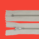 Casa si Gradina - Decoratiuni - DIY - Articole mercerie - Fermoar spiralat nedetasabil Crisalida, lungime 20 cm Taupe - Infinity.ro