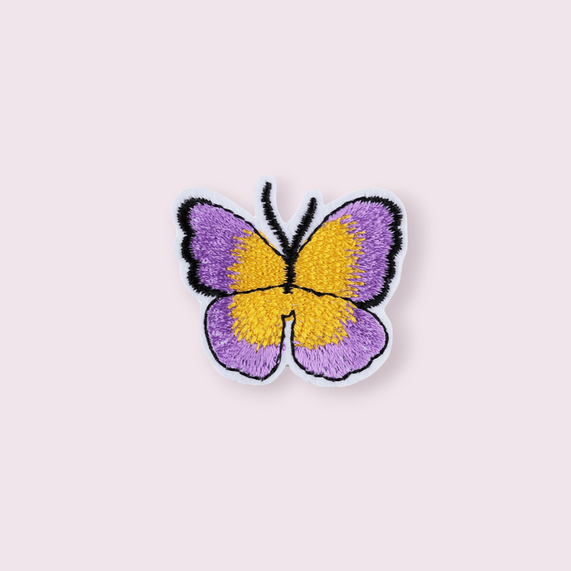 Casa si Gradina - Decoratiuni - DIY - Articole mercerie - Aplicatie termoadeziva brodata, 36 x 40 mm Fluture violet si galben - Infinity.ro