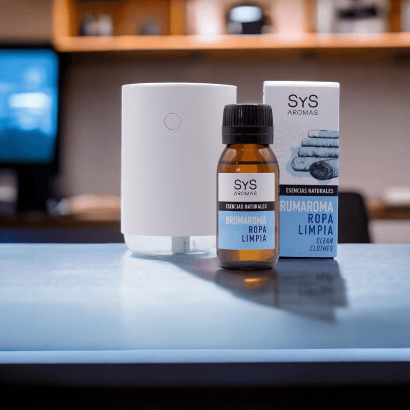 Casa si Gradina - Decoratiuni - Aromaterapie si lumanari - Uleiuri esentiale aromaterapie - Esenta naturala Brumaroma difuzor/umidificator SyS Aromas, Haine Curate 50 ml - Infinity.ro
