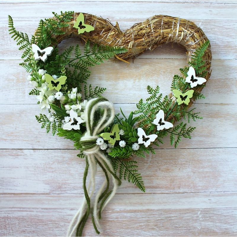 Jucarii, Copii si Bebe - Jucarii si jocuri - Jucarii & jocuri educative - Seturi de artizanat - Coronita decorabila din paie, forma inimioara, Ø25 cm Ivory - Infinity.ro