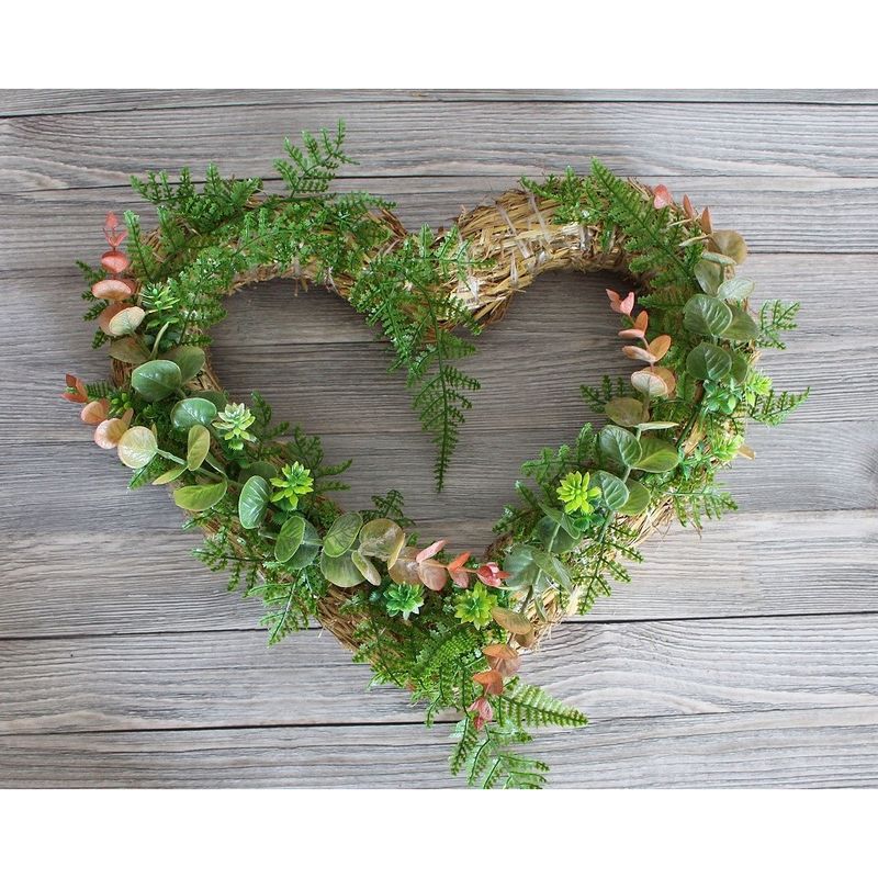 Jucarii, Copii si Bebe - Jucarii si jocuri - Jucarii & jocuri educative - Seturi de artizanat - Coronita decorabila din paie, forma inimioara, Ø25 cm Ivory - Infinity.ro