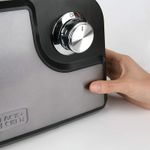 Electronice si Electrocasnice - Electrocasnice bucatarie - Mixere, tocatoare & roboti de bucatarie - Masini de tocat - Masina de tocat BXMM1000E BlackDecker S9150010B, 300 W - Infinity.ro