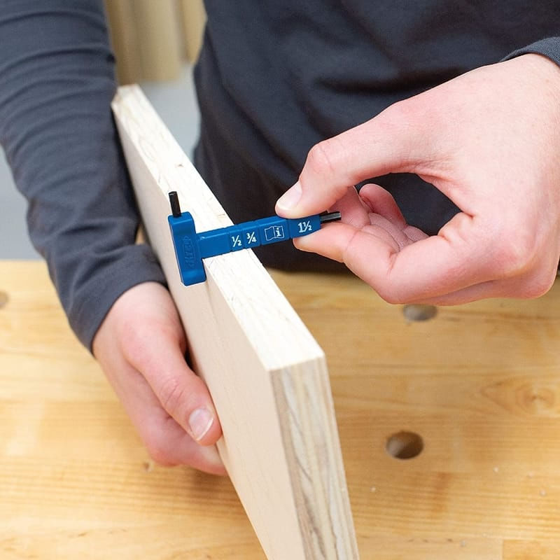 Casa si Gradina - Constructii - Scule electrice si accesorii - Seturi si accesorii pentru gaurit si insurubat - Dispozitiv mobil de ghidare pentru gaurire la unghi in lemn Jig 30 Kreg KPHJ310-INT - Infinity.ro