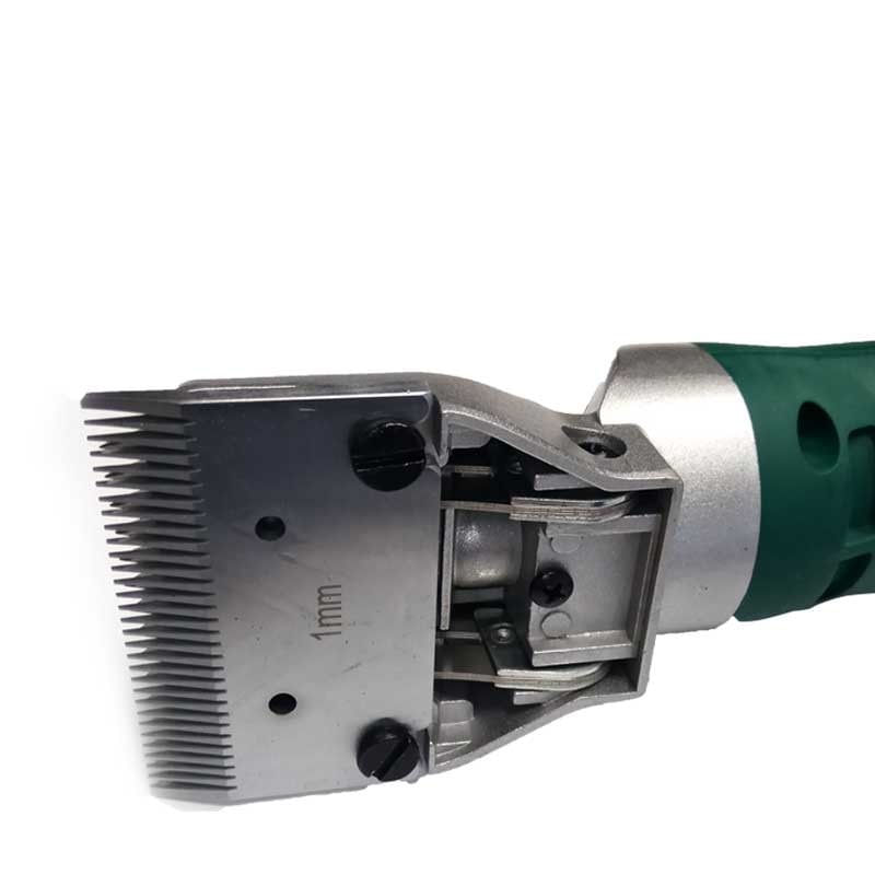 Petshop - Ingrijire si Igiena - Aparate de ingrijire - Aparate tuns animale - Masina de tuns cai, bovine Troy 19904, 200 W - Infinity.ro