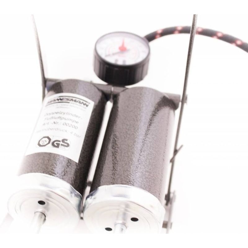 Sport si Outdoor - Accesorii si echipamente sportive - Alte accesorii sportive - Pompa cu manometru Mannesmann 00200, 2 pistoane - Infinity.ro