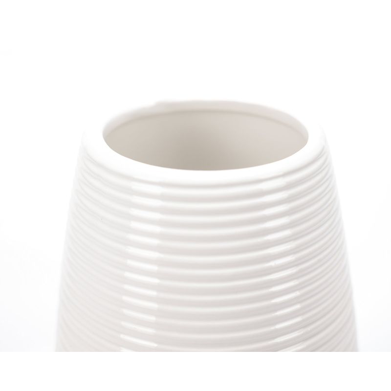 Casa si Gradina - Decoratiuni - Obiecte decorative - Vaze si boluri decorative - Vaza decorativa "White" - Infinity.ro