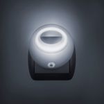 Casa si Gradina - Corpuri si surse de iluminat - Veioze si lampi - Lampi de veghe - Lampa De Veghe Cu Led Si Senzor De Lumina, Alb - Infinity.ro