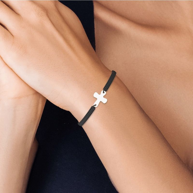 Fashion, accesorii si bijuterii - Femei - Bijuterii femei - Bratari femei - Bratara din argint cu snur model Ortodox 03 - Infinity.ro