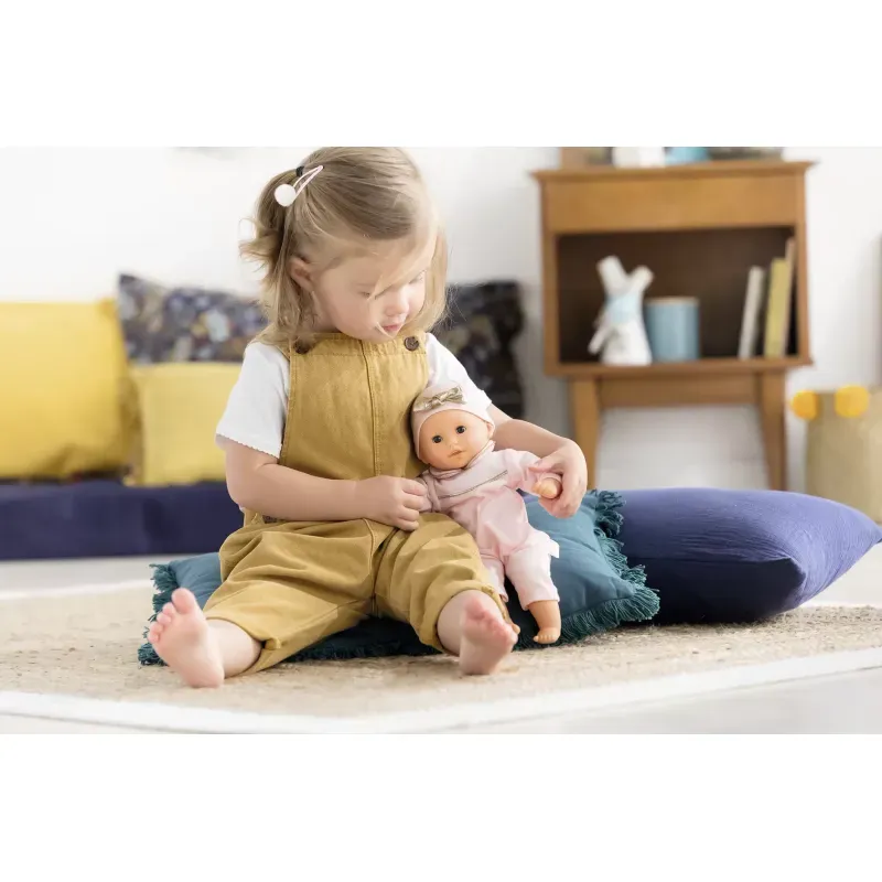 Jucarii, Copii si Bebe - Jucarii si jocuri - Papusi si accesorii - Papusi - Corolle mpp bebelus calin manon 30cm - Infinity.ro