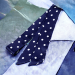 Fashion, accesorii si bijuterii - Femei - Accesorii femei - Esarfe si fulare femei - Esarfa ingusta pentru gat, par sau geanta cu buline Crisalida, 4 x 95 cm, Bleumarin - Infinity.ro