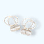 Casa si Gradina - Textile si covoare - Perdele si draperii - Accesorii perdele si draperii - Set 2 magneti decorativi pentru perdele si draperii, Crem - Infinity.ro