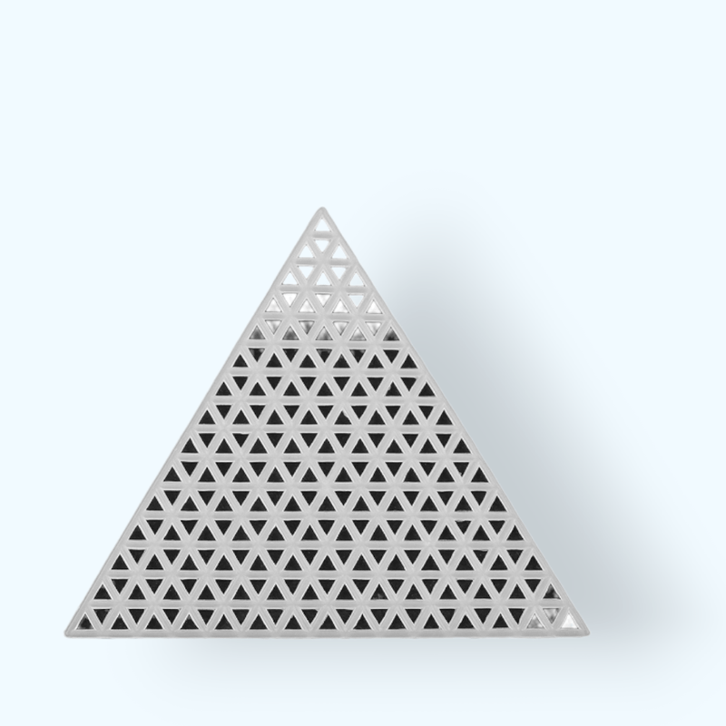 Casa si Gradina - Decoratiuni - Obiecte decorative - Accesorii decorative - Plasa din plastic pentru brodat si tapiko, 7.5 x 7.5 x 7.5 cm, Triunghi alb - Infinity.ro