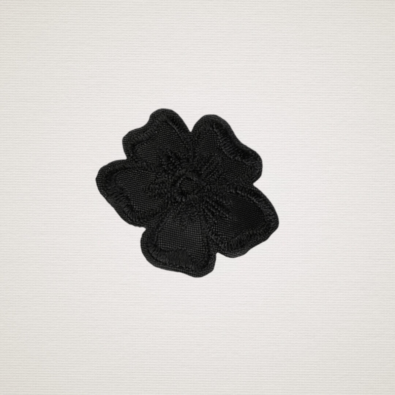 Casa si Gradina - Decoratiuni - DIY - Articole mercerie - Aplicatie termoadeziva brodata, 35 mm floare Neagra - Infinity.ro