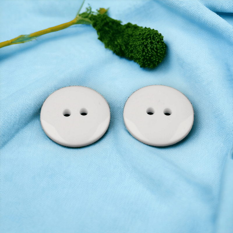 Casa si Gradina - Decoratiuni - DIY - Articole mercerie - Set 10 nasturi lenjerie, rezistenti la spalare 95C, diametru 17,7 mm, Alb - Infinity.ro