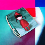 Sport si Outdoor - Articole de voiaj - Rucsacuri - Sac de umar cu imprimeu Crisalida, dimensiuni 33 x 43 cm, Verde rosu - Infinity.ro