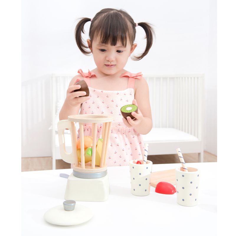 Jucarii, Copii si Bebe - Jucarii si jocuri - Jucarii de rol - Bucatarii copii - Blender pentru smoothie - Infinity.ro