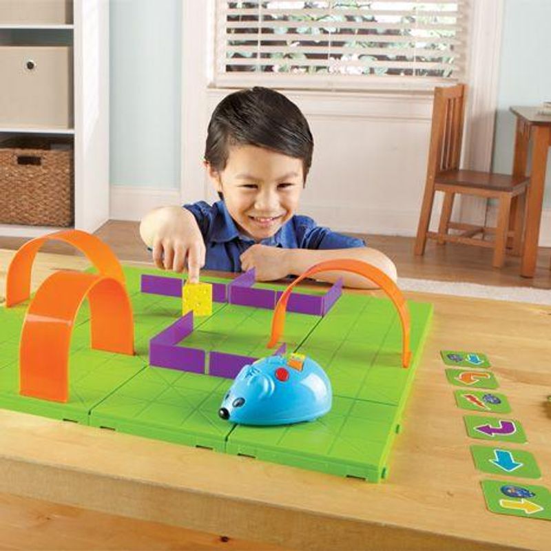 Jucarii, Copii si Bebe - Jucarii si jocuri - Jucarii & jocuri educative - Jocuri si jucarii educative - Programarea pentru prescolari - Set STEM soricelul robot - Infinity.ro