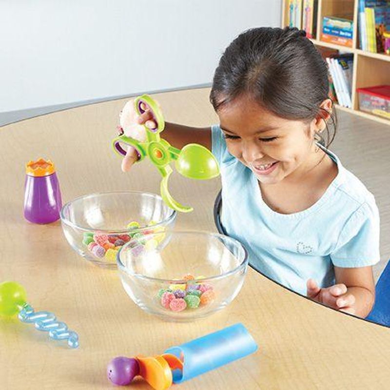 Jucarii, Copii si Bebe - Jucarii si jocuri - Jucarii & jocuri educative - Jocuri si jucarii educative - Ustentile dezvoltare indemanare copii - Set educativ - Infinity.ro