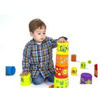 Jucarii, Copii si Bebe - Jucarii si jocuri - Jucarii bebelusi - Jucarii de sortat - Sortator de forme Giantte Moogy - Miniland - Infinity.ro
