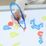 Jucarii, Copii si Bebe - Jucarii si jocuri - Jucarii & jocuri educative - Jocuri si jucarii educative - Set 15 pensete translucide pentru dezvoltarea motricitatii - Infinity.ro