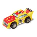 Jucarii, Copii si Bebe - Jucarii si jocuri - Jucarii & jocuri educative - Seturi pictura si desen - Coloreaza-ti masinuta de curse din lemn Melissa and Doug - Infinity.ro