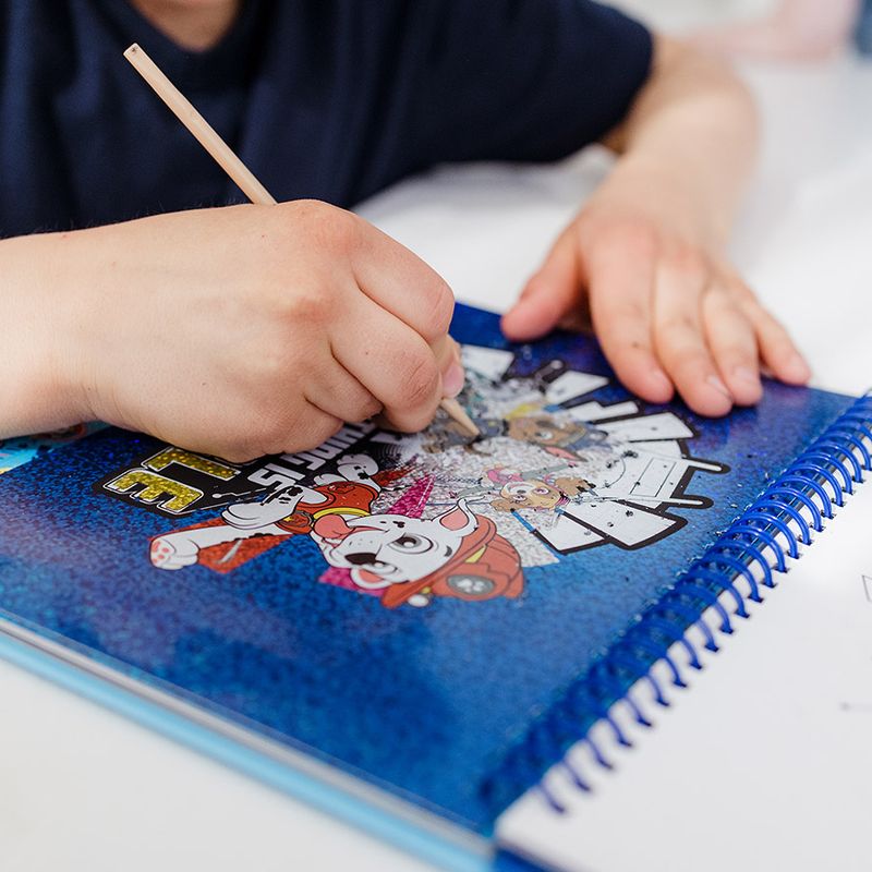 Jucarii, Copii si Bebe - Jucarii si jocuri - Jucarii & jocuri educative - Seturi de artizanat - Set creativ de razuit si colorat Paw Patrol, Patrula Catelusilor - Infinity.ro